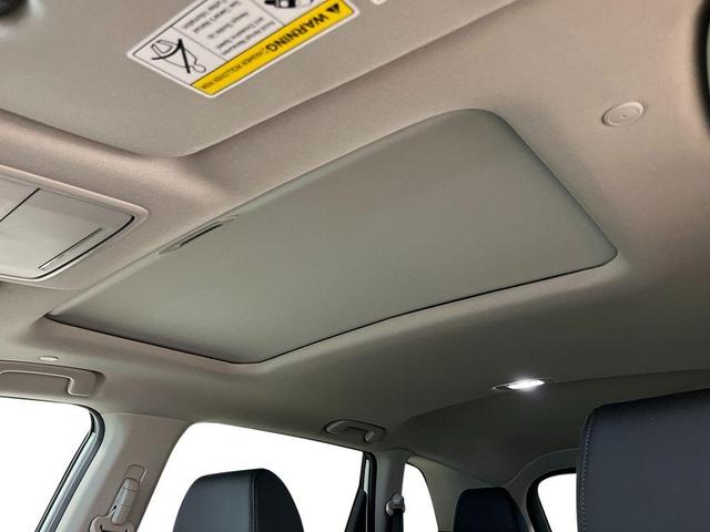 Photo of 2026 Platinum White Honda CR-V
