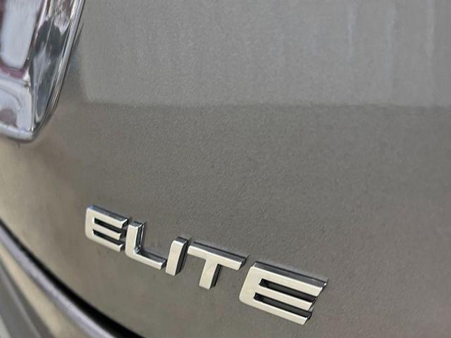 Photo of 2025 Modern Steel Metallic Honda Pilot
