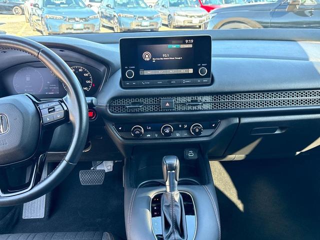 Photo of 2023 Crystal Black Pearl Honda HR-V