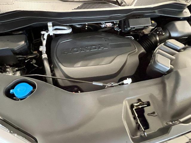 Photo of 2025 Crystal Black Honda Ridgeline