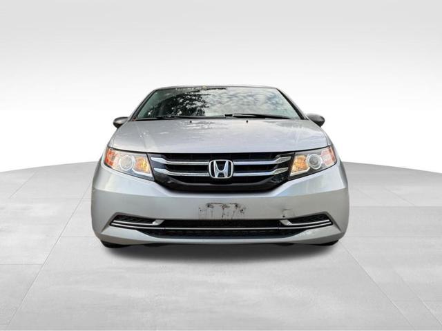 Photo of 2016 Silver Honda Odyssey