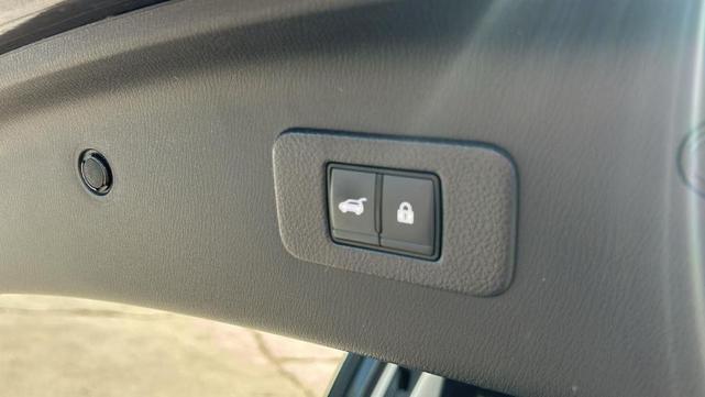 Photo of 2022 Black Nissan Armada