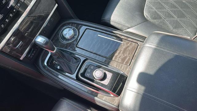 Photo of 2022 Black Nissan Armada