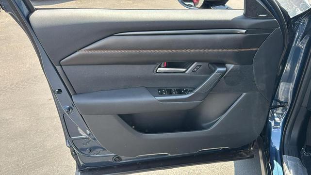 Photo of 2025 Ingot Mazda CX-50 Hybrid