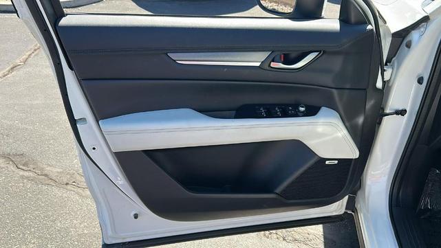Photo of 2024 Rhodium White Metallic Mazda CX-5