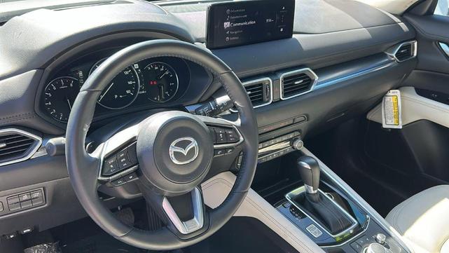 Photo of 2024 Rhodium White Metallic Mazda CX-5