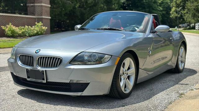 Photo of 2006 Titanium Silver Metallic BMW Z4