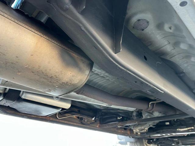 Photo of 2019 Summit White Chevrolet Silverado 1500