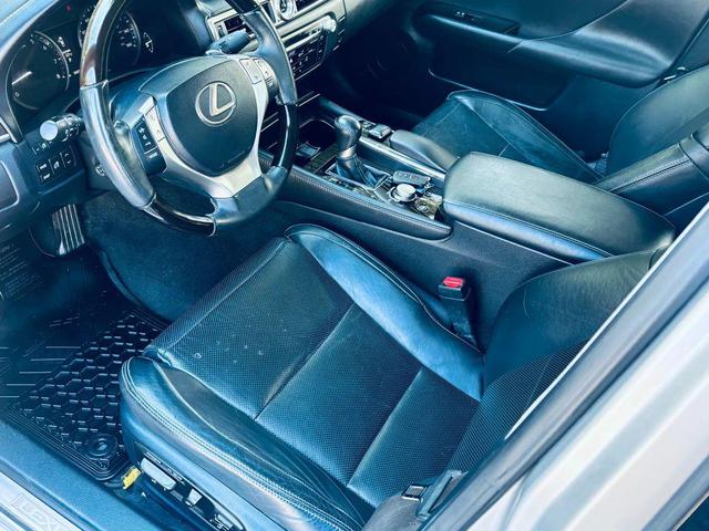 Photo of 2014 Liquid Platinum Lexus GS 350