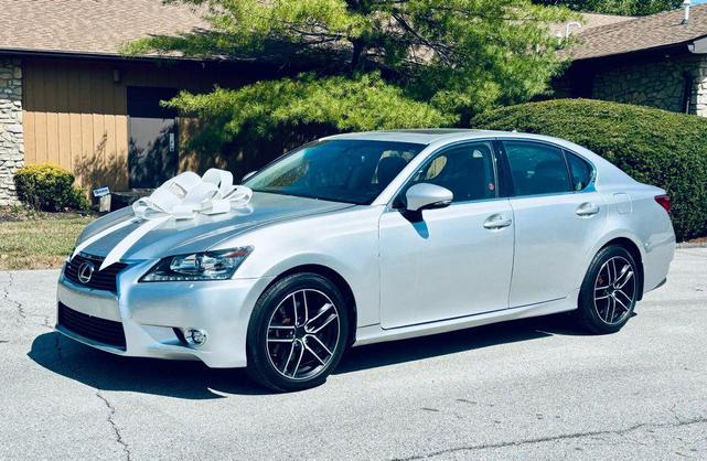Photo of 2014 Liquid Platinum Lexus GS 350