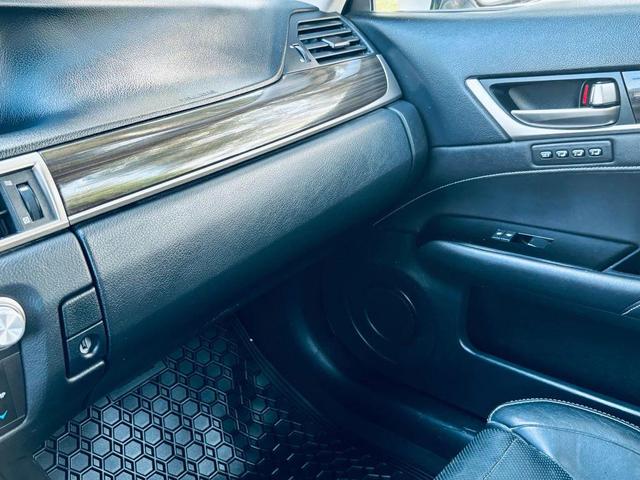 Photo of 2014 Liquid Platinum Lexus GS 350