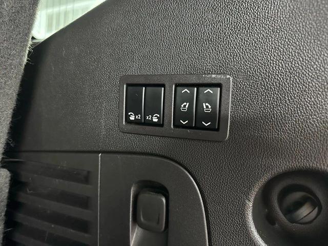 Photo of 2018 Onyx Black GMC Yukon