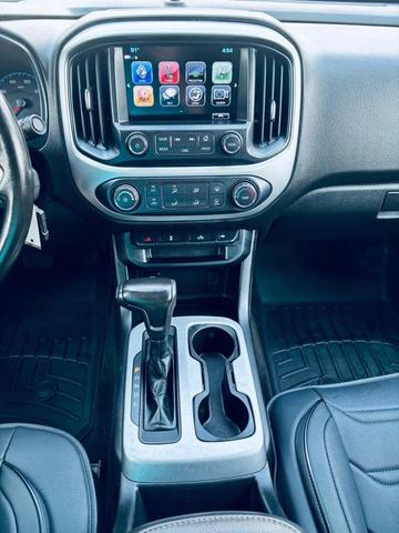 Photo of 2018 Silver Ice Metallic Chevrolet Colorado
