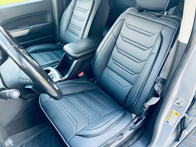 Photo of 2018 Silver Ice Metallic Chevrolet Colorado
