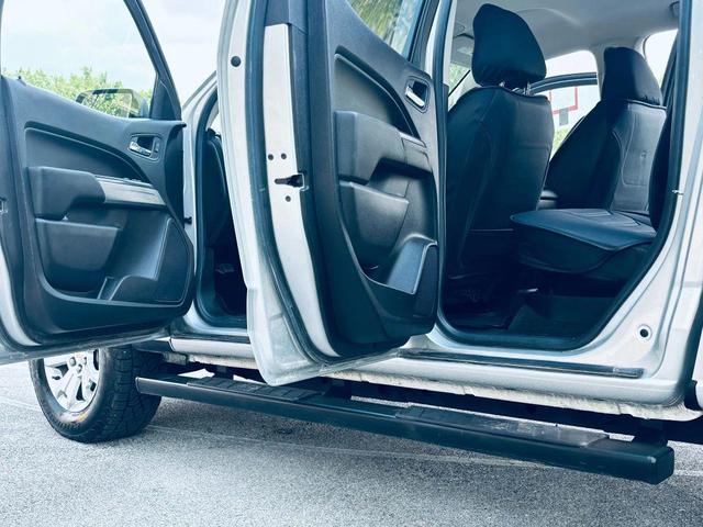 Photo of 2018 Silver Ice Metallic Chevrolet Colorado