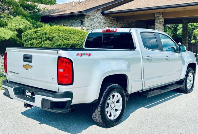 Photo of 2018 Silver Ice Metallic Chevrolet Colorado
