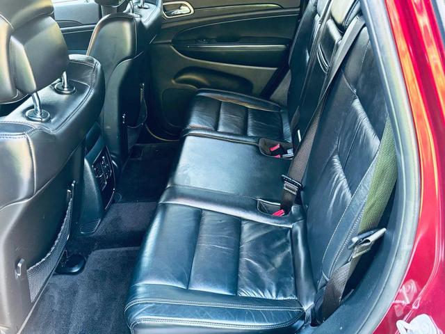 Photo of 2017 Velvet Red Pearlcoat Jeep Grand Cherokee