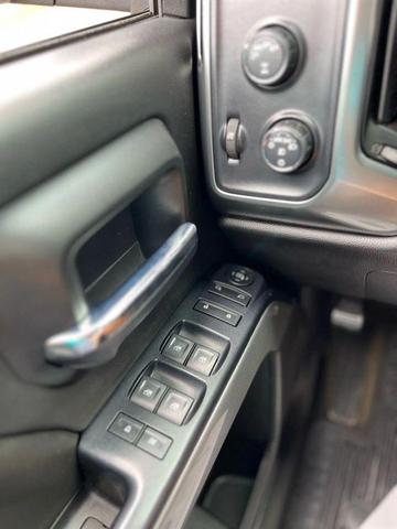 Photo of 2017 Black Chevrolet Silverado 1500