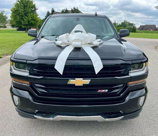Photo of 2017 Black Chevrolet Silverado 1500