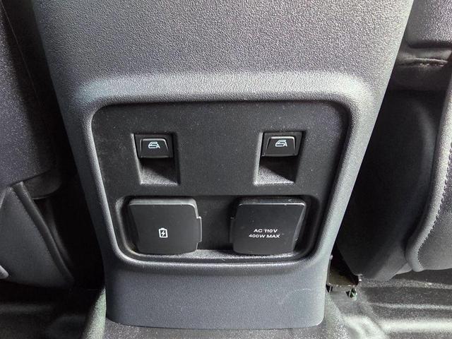 Photo of 2024 Carbonized Gray Metallic Ford Bronco