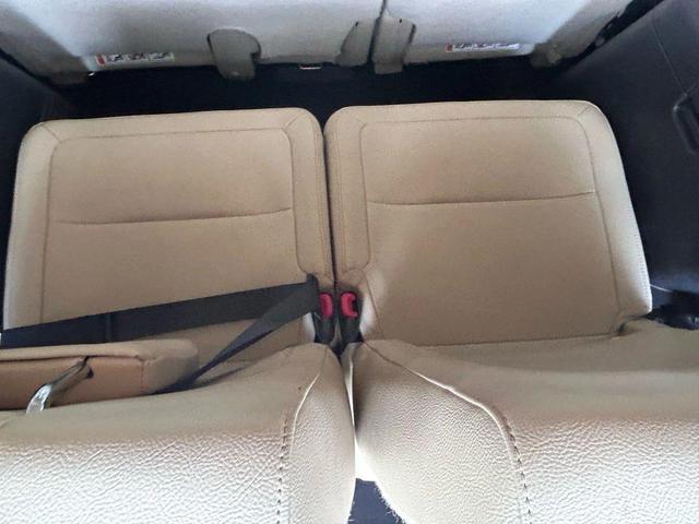 Photo of 2016 White Ford Flex
