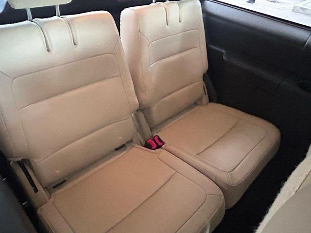 Photo of 2016 White Ford Flex