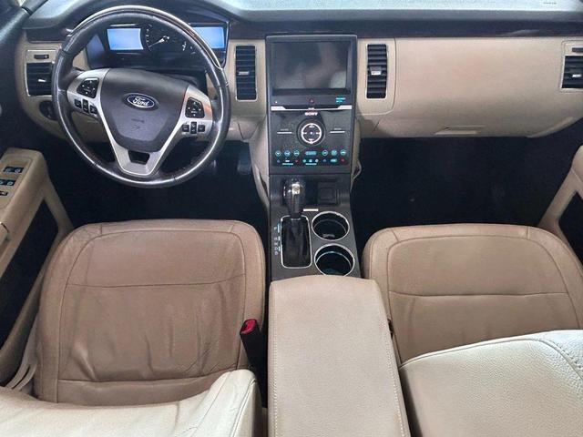 Photo of 2016 White Ford Flex