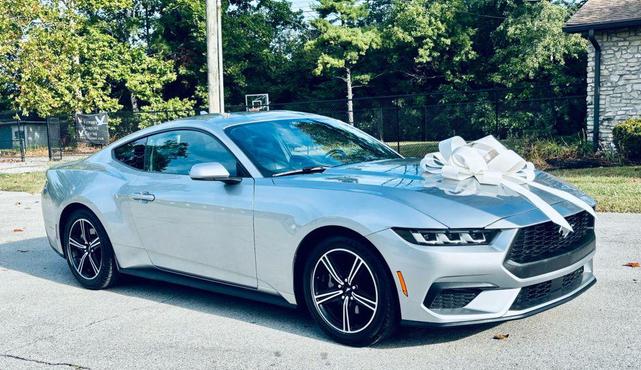 Photo of 2024 Iconic Silver Metallic Ford Mustang