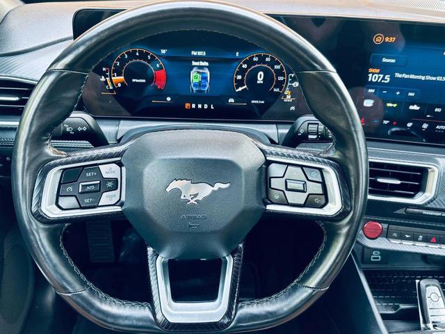Photo of 2024 Iconic Silver Metallic Ford Mustang