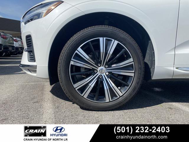 Photo of 2022 Crystal White Metallic Volvo XC60