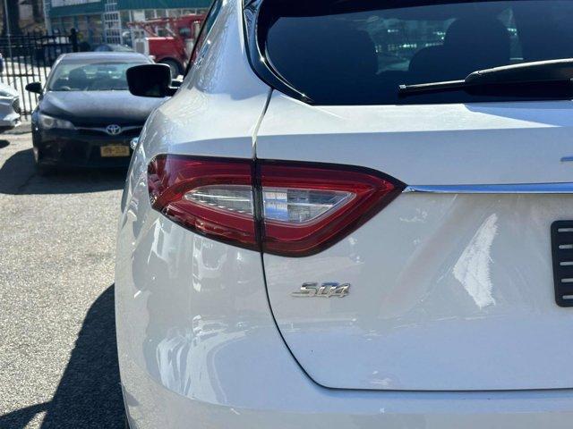Photo of 2020 White Maserati Levante