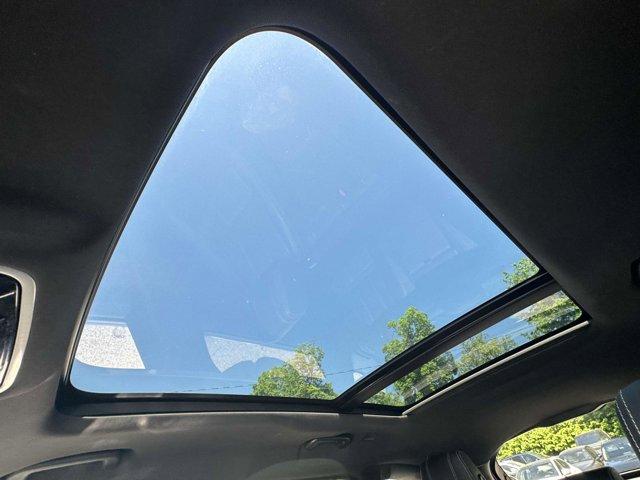 Photo of 2018 Black Land Rover Range Rover Velar