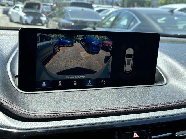 Photo of 2022 White Acura MDX