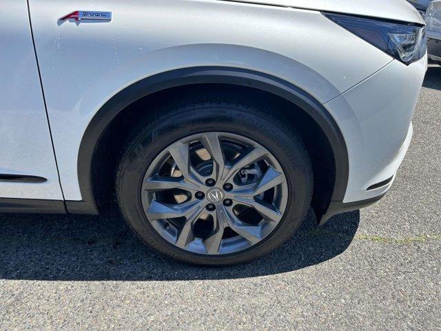 Photo of 2022 White Acura MDX