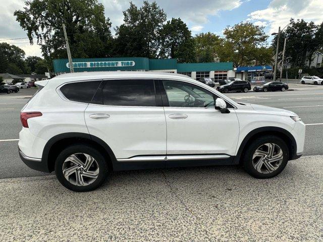 Photo of 2023 White Hyundai SANTA FE