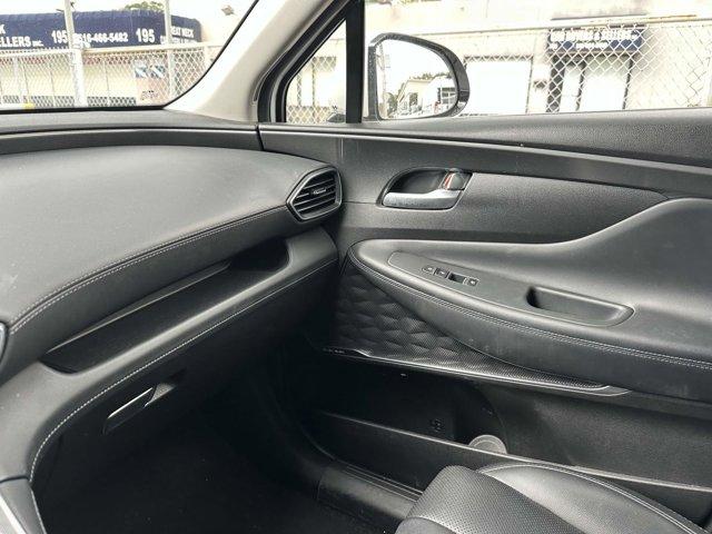 Photo of 2023 White Hyundai SANTA FE