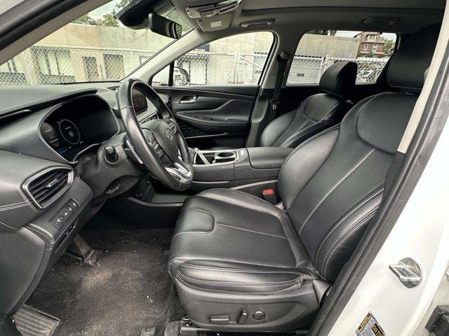 Photo of 2023 White Hyundai SANTA FE