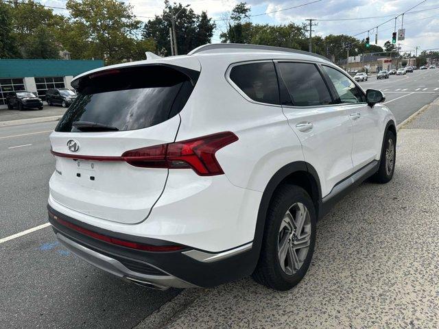 Photo of 2023 White Hyundai SANTA FE