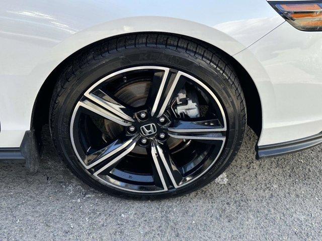 Photo of 2023 White Honda Accord Hybrid