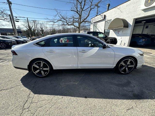 Photo of 2023 White Honda Accord Hybrid