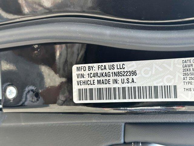 Photo of 2022 Black Jeep Grand Cherokee L