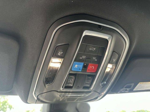 Photo of 2022 Black Jeep Grand Cherokee L