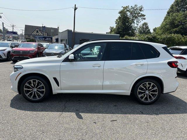 Photo of 2021 White BMW X5