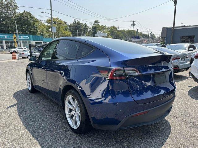 Photo of 2022 Blue Tesla Model Y