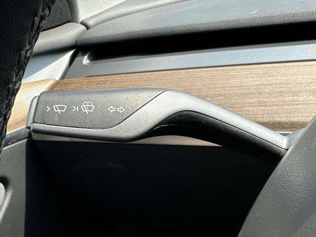 Photo of 2022 Blue Tesla Model Y