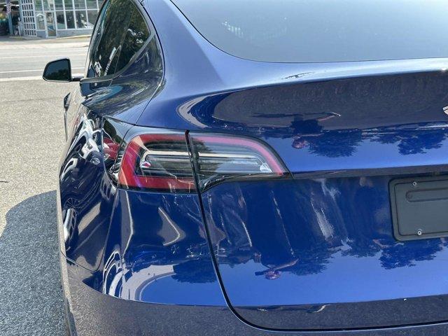 Photo of 2022 Blue Tesla Model Y