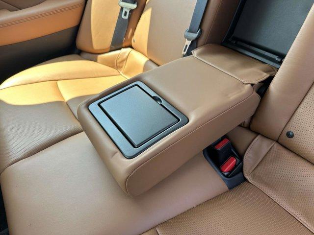 Photo of 2023 White INFINITI Q50
