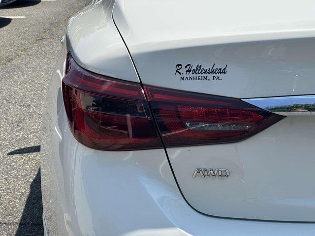Photo of 2023 White INFINITI Q50