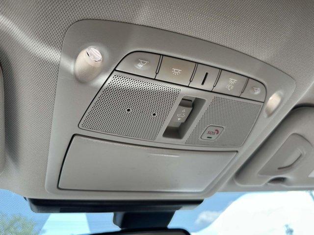 Photo of 2023 White INFINITI Q50