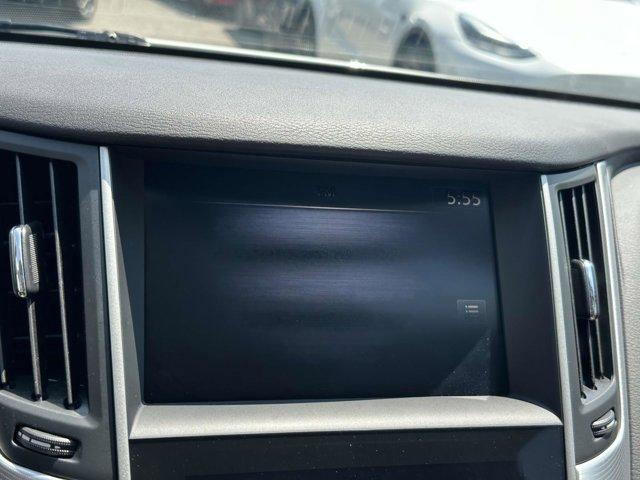 Photo of 2023 White INFINITI Q50